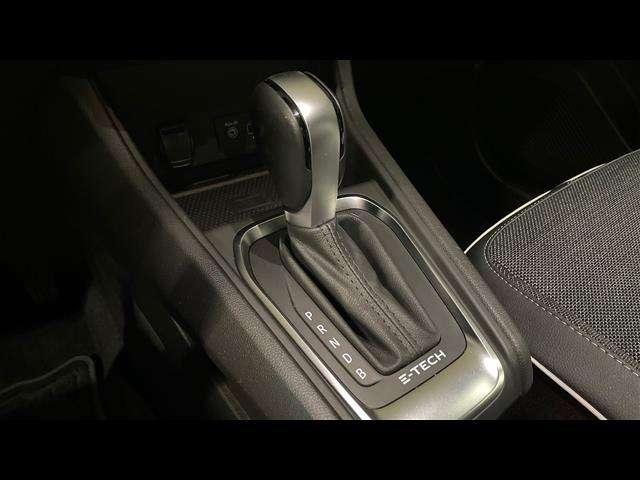 Renault Captur 1.6 E-Tech hybrid Techno Fast Track 145cv auto
