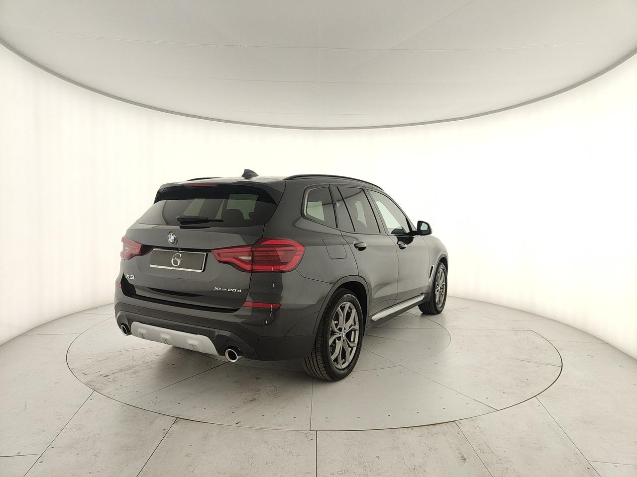 BMW X3 xdrive20d mhev 48V xLine auto