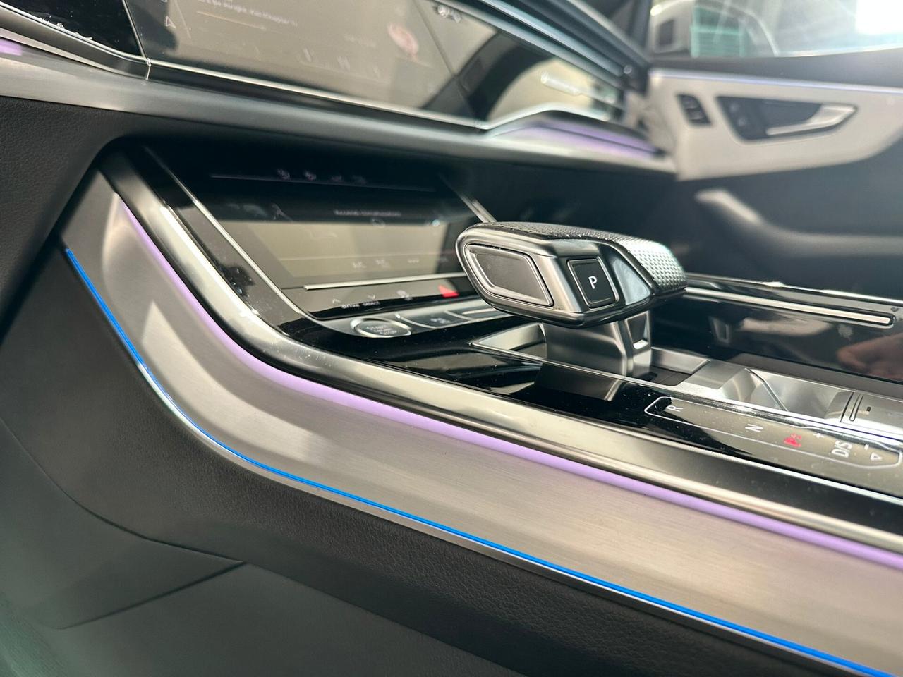 Audi Q8 45TDI 3.0 231 CV Quattro S Line 2020