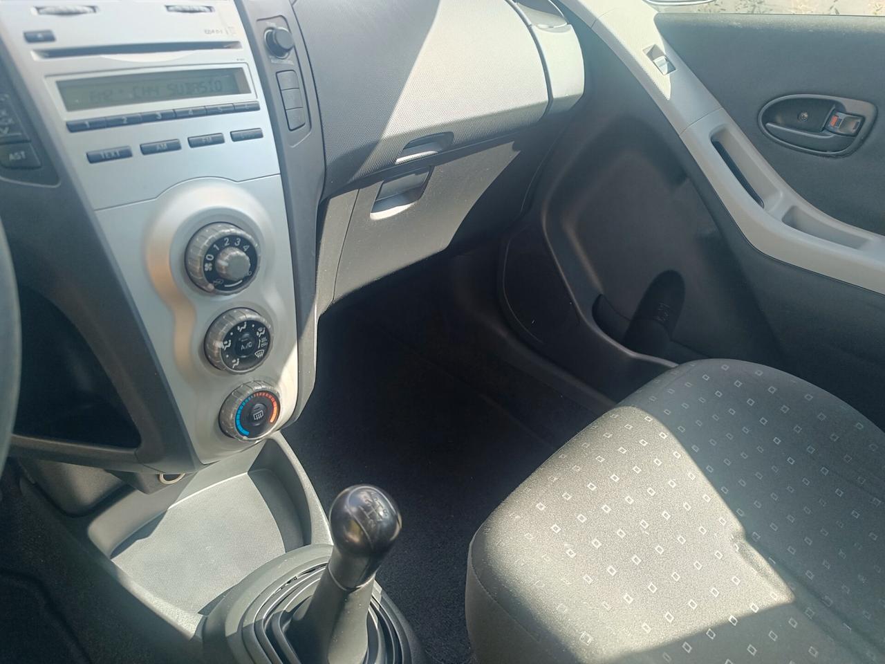 Toyota Yaris 1.0 3 porte SOLO 139.000 KM