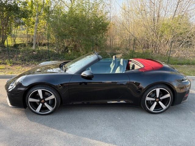 Porsche 911 Carrera Cabriolet