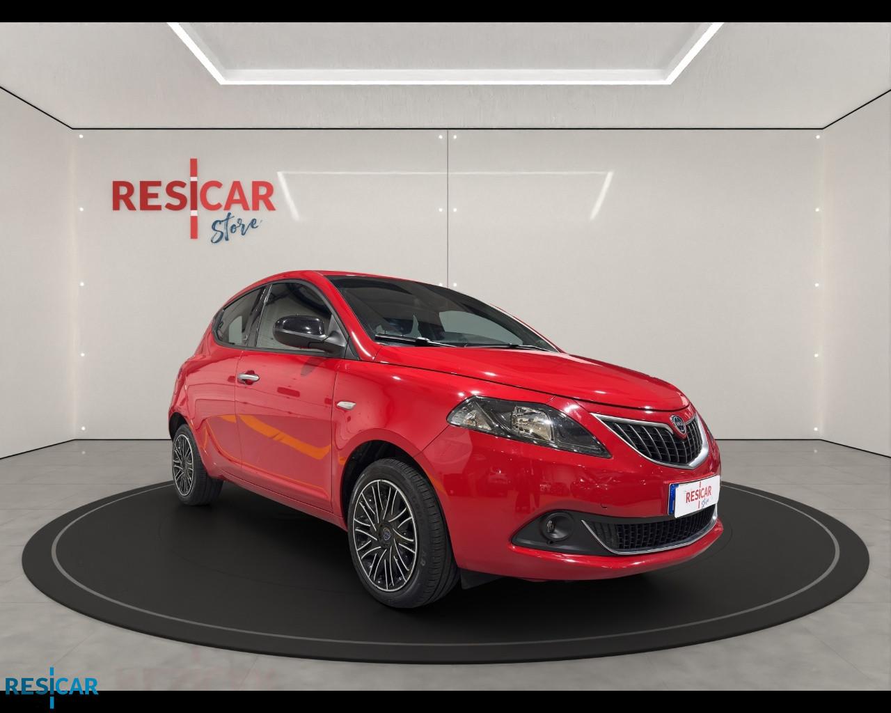 LANCIA Ypsilon 1.0 firefly hybrid Silver s&s 70c