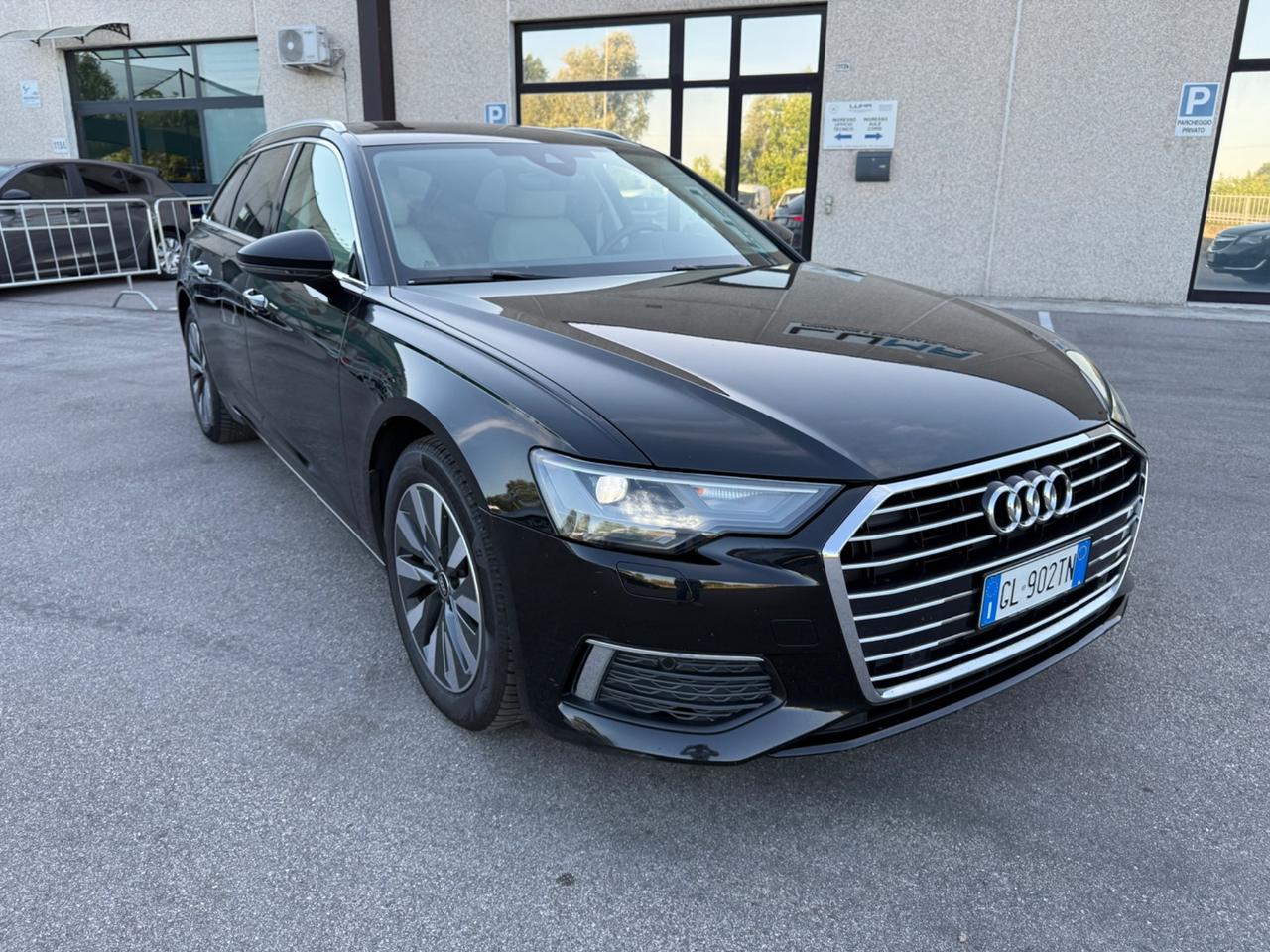 Audi A6 Avant 40 2.0 TDI 204 Cv S tronic Business Design