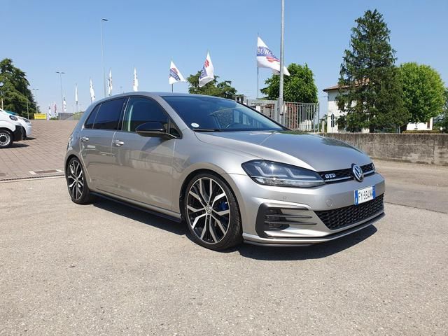 VOLKSWAGEN Golf 2.0 TDI DSG 5p. Business BlueMotion Technology GTD