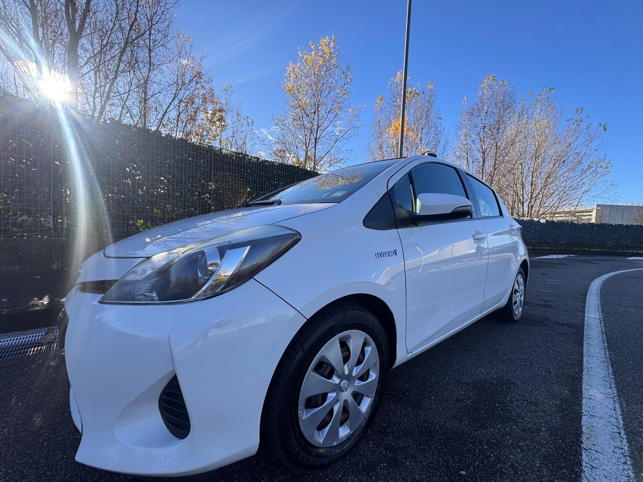 Toyota Yaris 1.5 Hybrid 5 porte Active