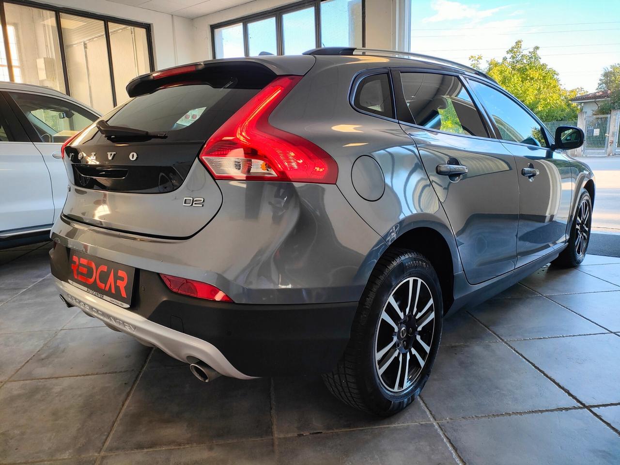 VOLVO V40 CROSS COUNTRY 2.0 D2