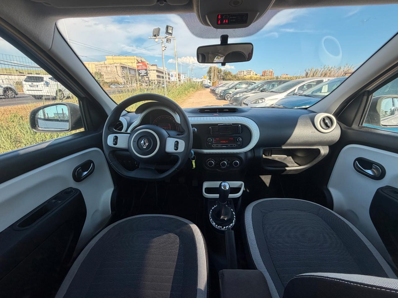 RENAULT TWINGO 1.0 SCE 69CV ANNO 2017 106.000 KM
