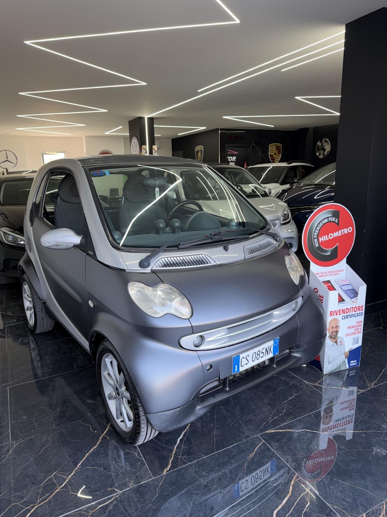 Smart ForTwo 700 coupé pure (45 kW)