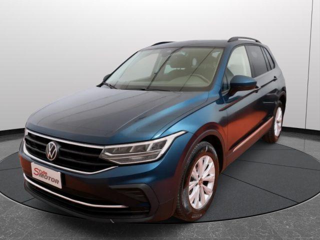 VOLKSWAGEN Tiguan 2.0 TDI 150 CV SCR DSG Life Pari al Nuovo
