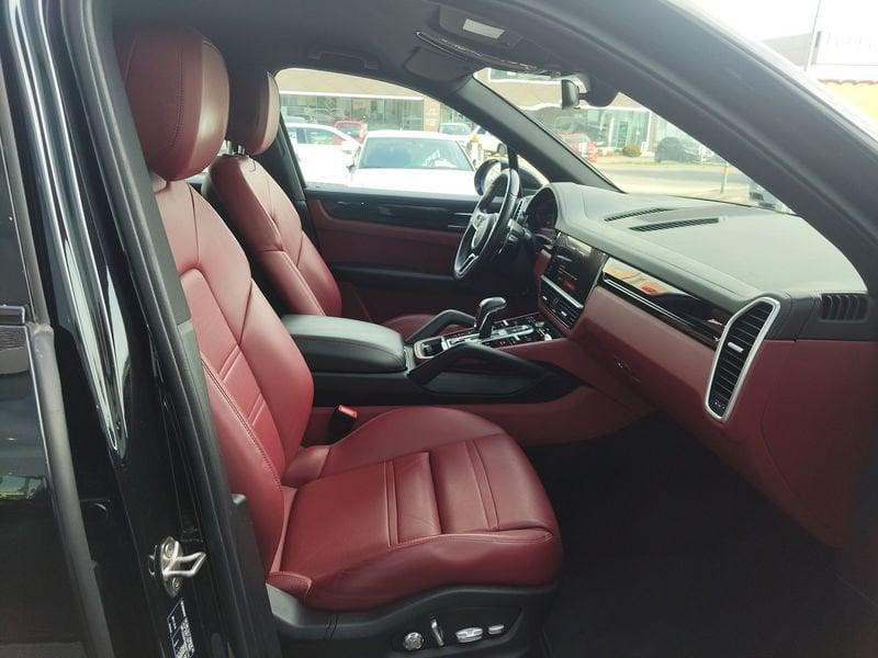 Porsche Cayenne Cayenne 3.0 tiptronic