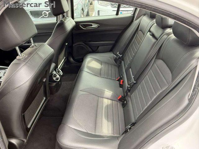 ALFA ROMEO Giulia Giulia 2.2 t Executive Q4 190cv awd auto - FV441SP