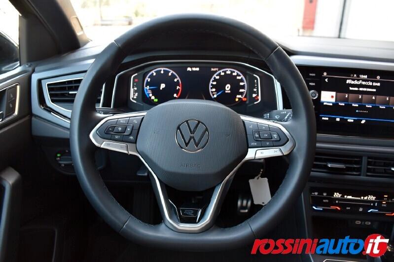 VOLKSWAGEN TAIGO 1.0 TSI 110 CV DSG R-LINE + TECH PACK + BLACK STYL