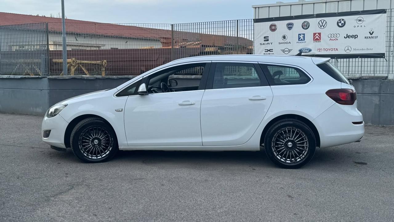 Opel Astra 2.0 CDTI 165CV Sports Tourer aut. Cosmo S