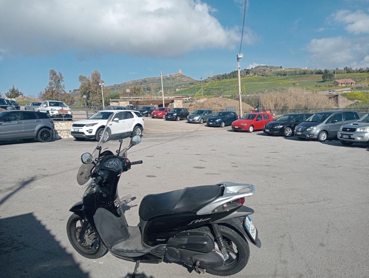 Honda SH 300 sport