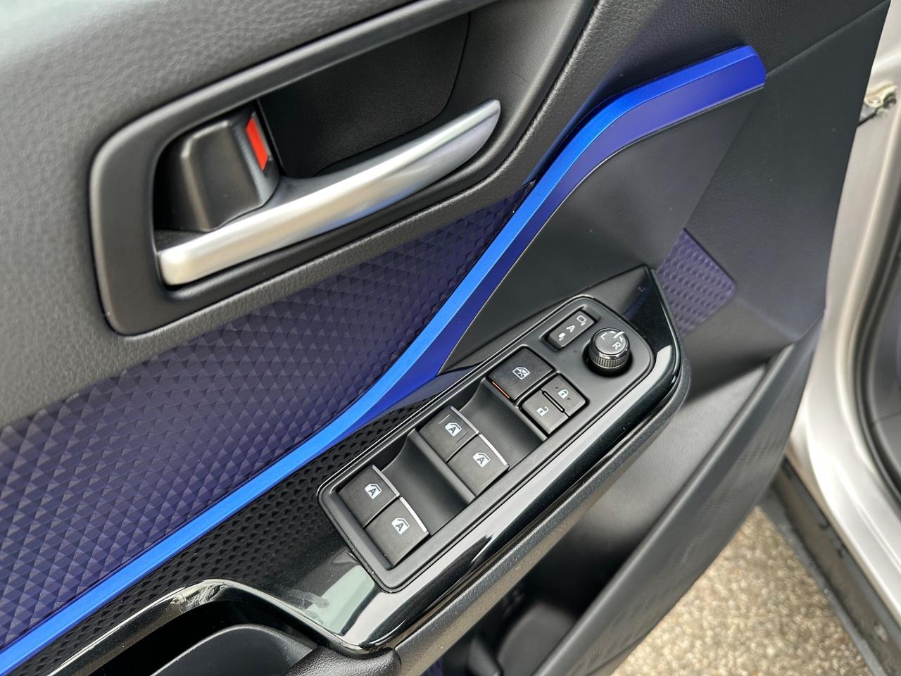 Toyota C-HR 1.8 Hybrid E-CVT Style