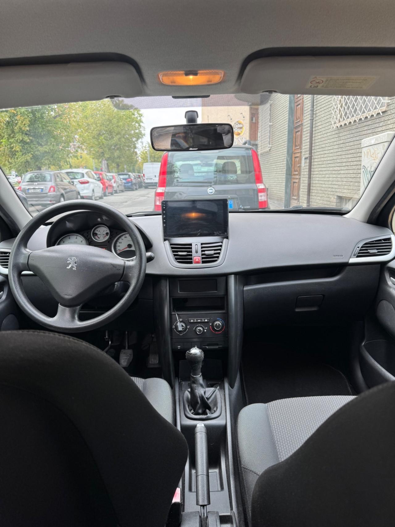 Peugeot 207 1.4 75CV 5porte X Line