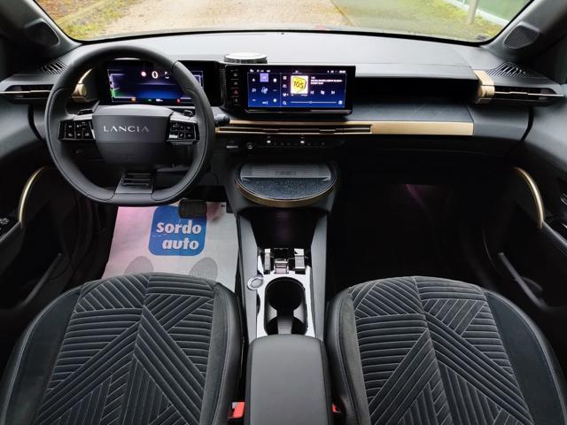LANCIA Ypsilon Hybrid e-DCT LX