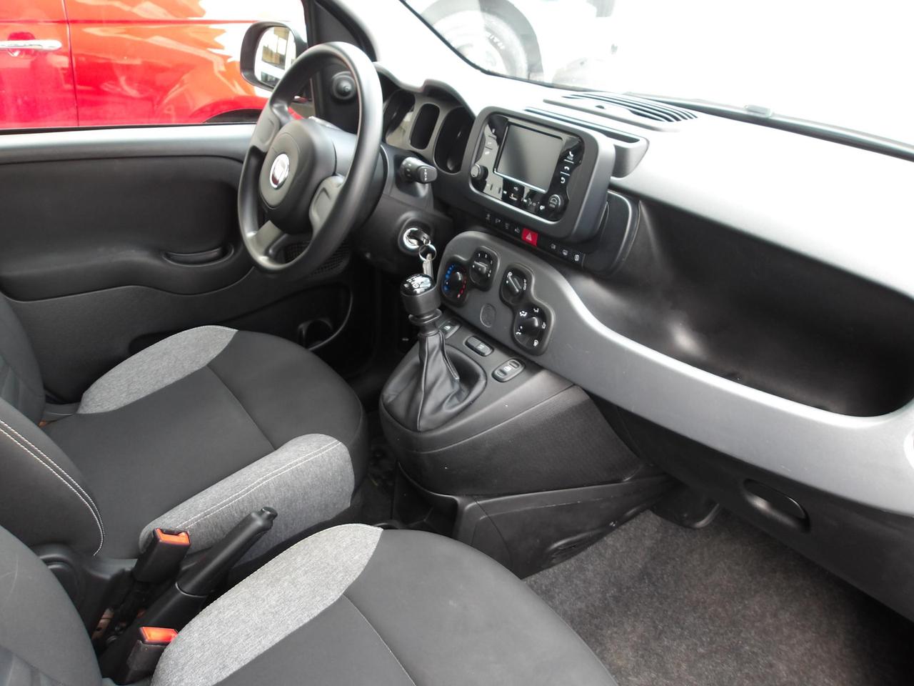 FIAT PANDA 1.0 firefly hybrid City Life 70cv