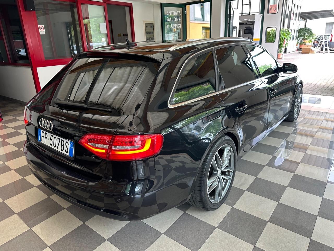 Audi A4 Avant 2.0 TDI 143CV Impeccabile
