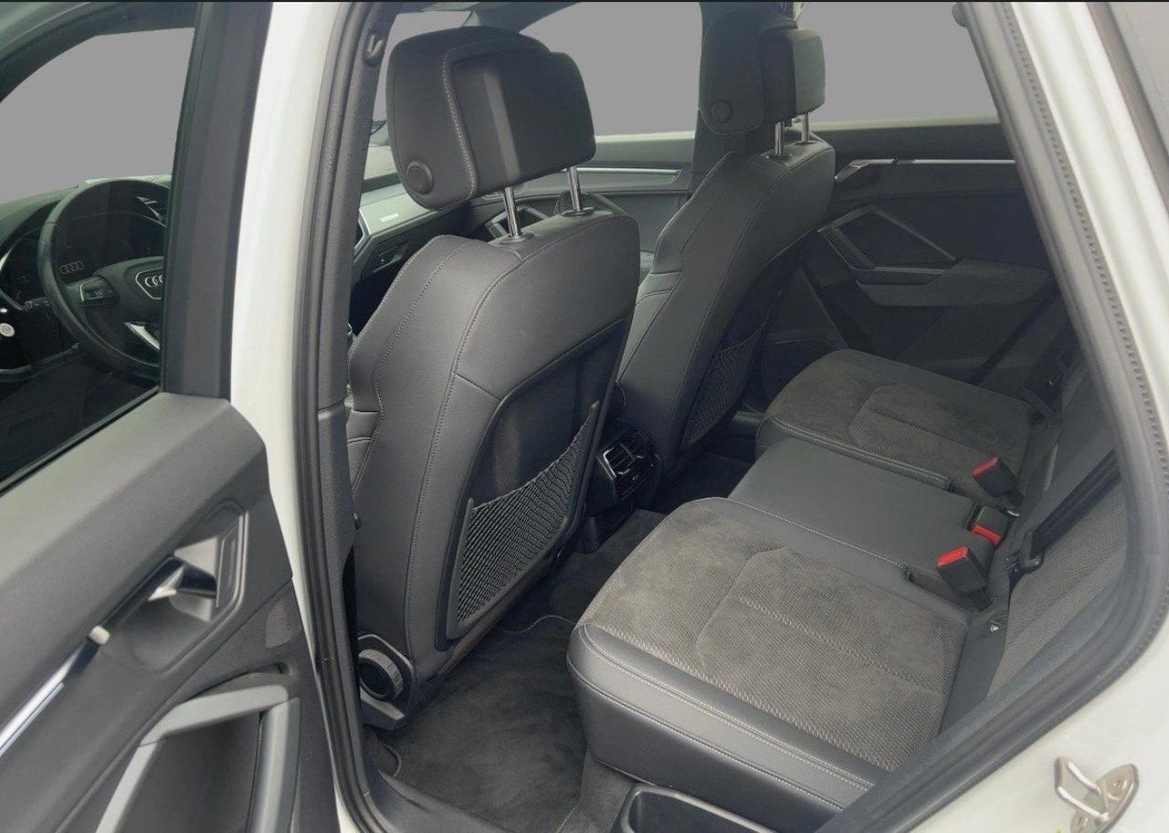 Audi Q3 45 TFSI S tronic S LINE interno esterno