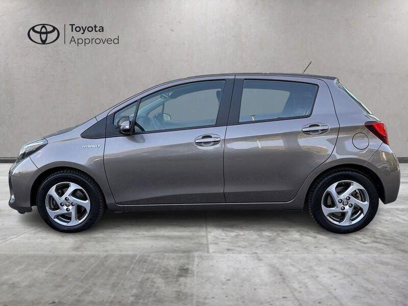 Toyota Yaris Yaris 5p 1.5h Active my16