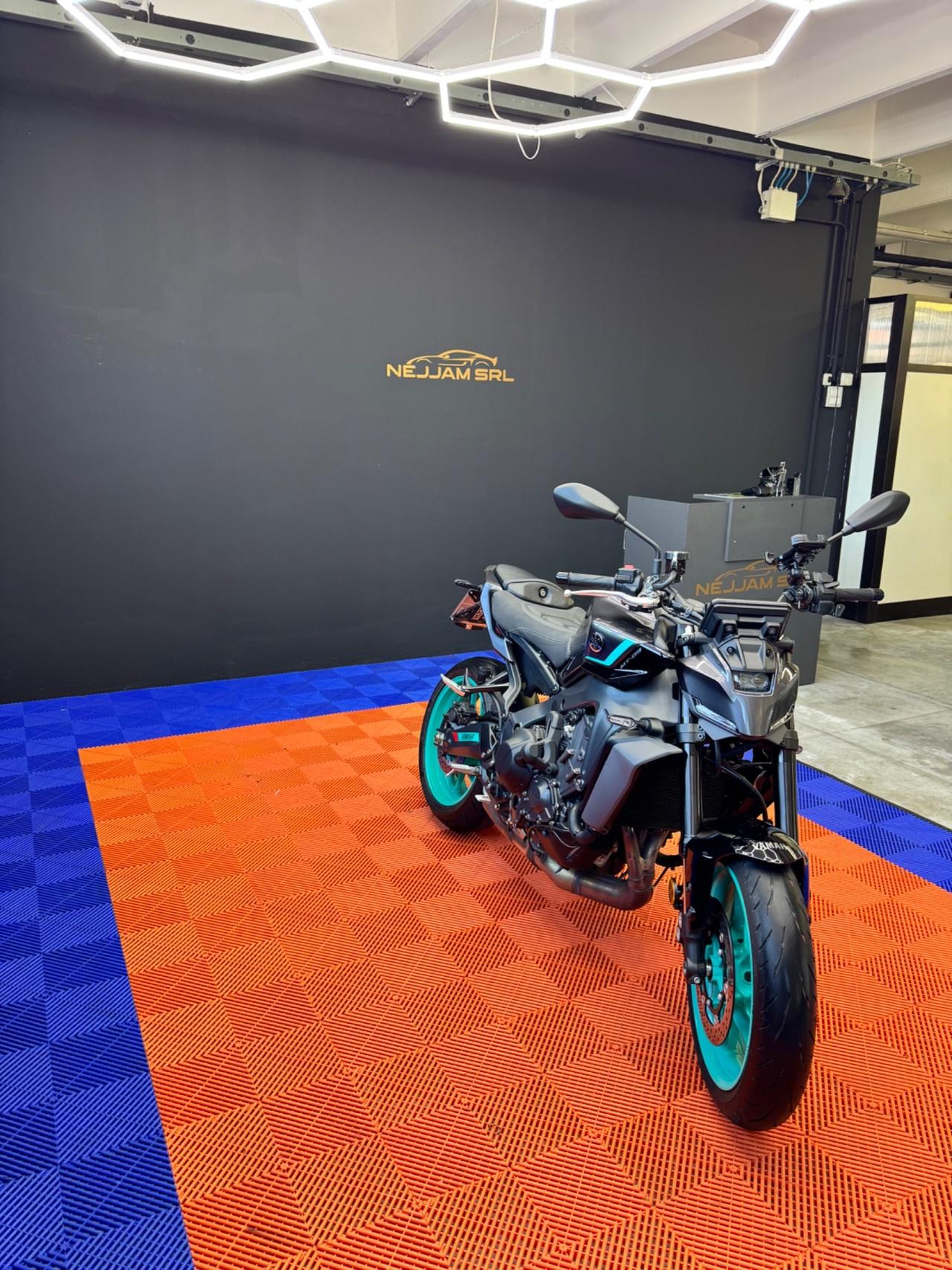 Yamaha MT-09 Y-AMT 900cc 120 cv