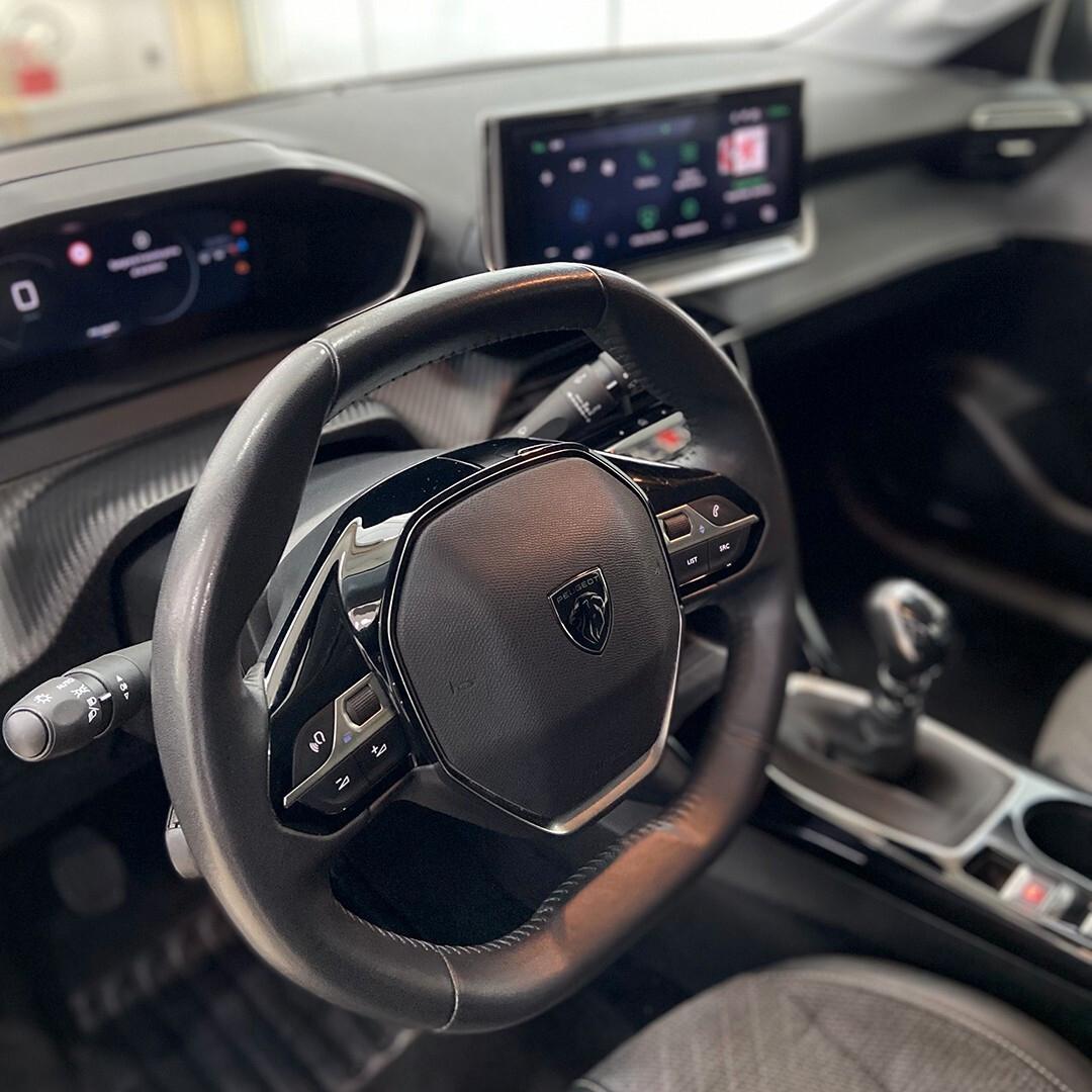 Peugeot 208 PureTech 100 Stop&Start 5 porte Allure