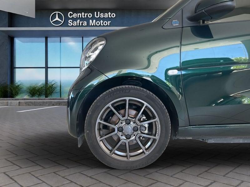 smart fortwo fortwo EQ British Green (22kW)