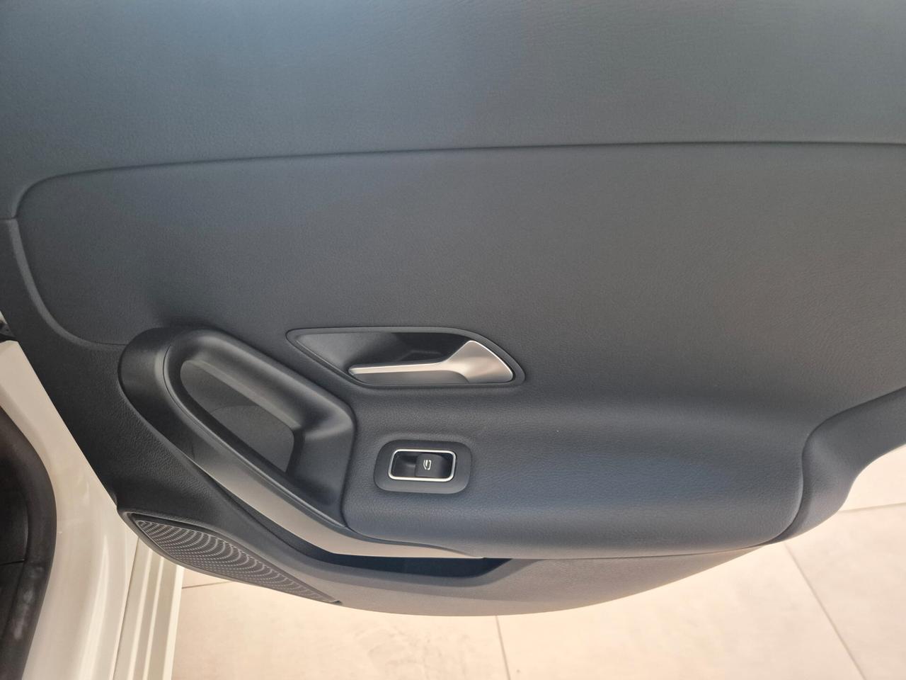 Mercedes-benz CLA 200 220 d Automatic Business