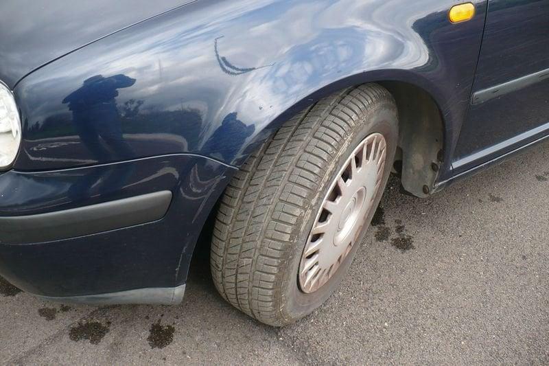 Volkswagen Golf Golf 3p 1.9 tdi Comfortline 110cv