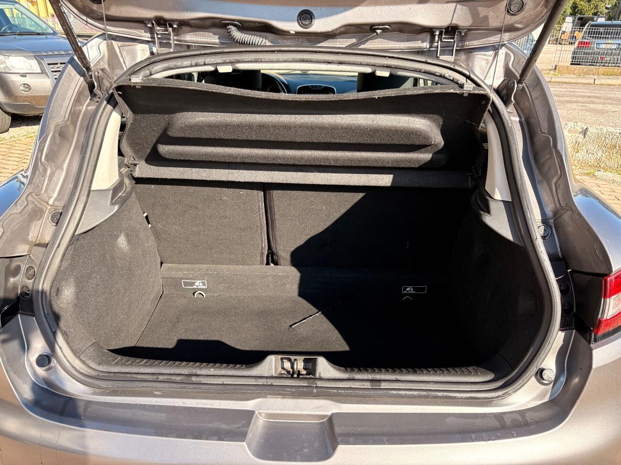 Renault Clio dCi 8V 75 CV Start&Stop 5 porte Energy Duel