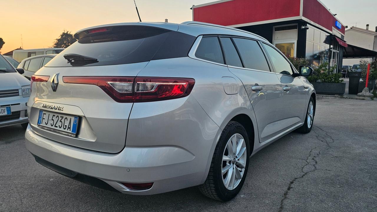 Renault Megane Mégane dCi 8V 110 CV Energy Bose