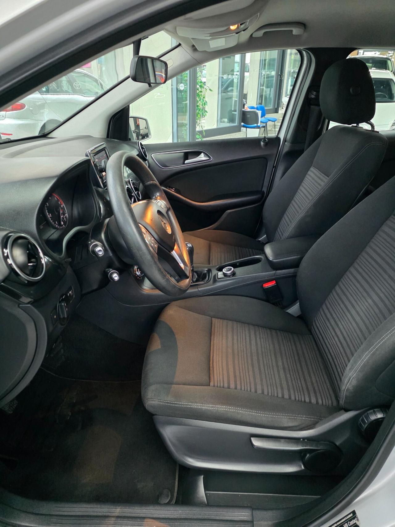 Mercedes-benz B 180 CDI BlueEFFICIENCY Premium