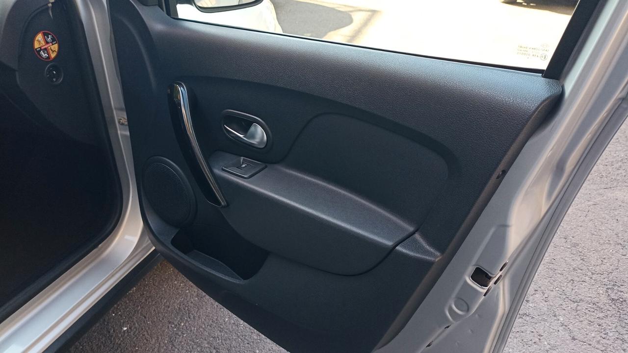 Dacia Sandero 1.5 dCi 8V 90CV Start&Stop Serie Speciale Wow