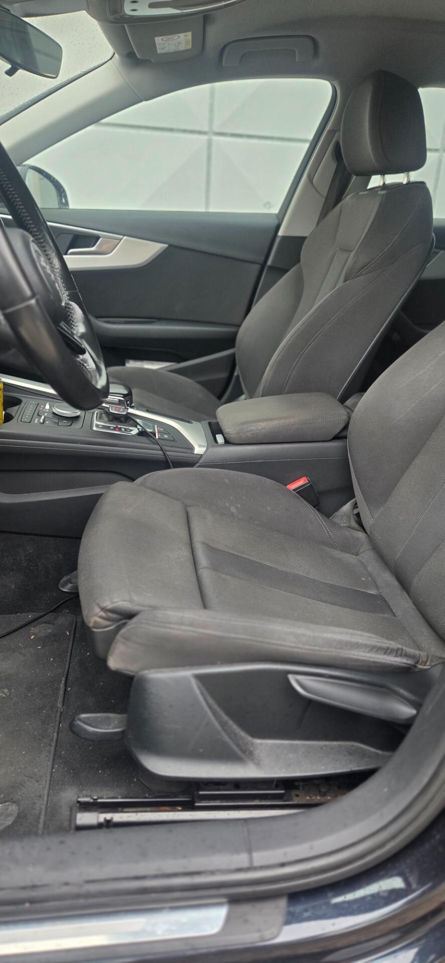 Audi A4 Avant 2.0 TDI 150 CV ultra Sport