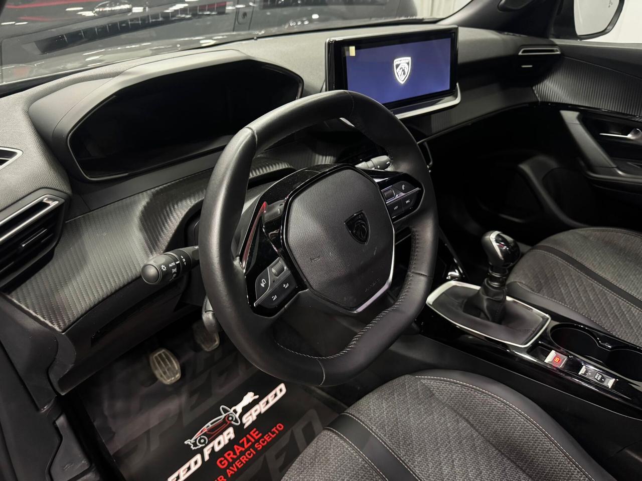Peugeot 2008 PureTech 100 S&S Style