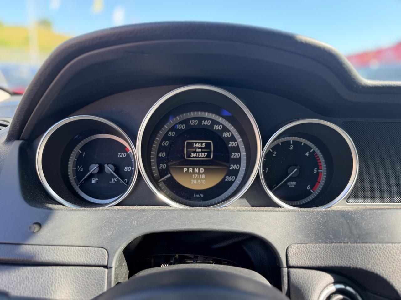 Mercedes-benz C 220 CDI BlueEFFICIENCY Elegance