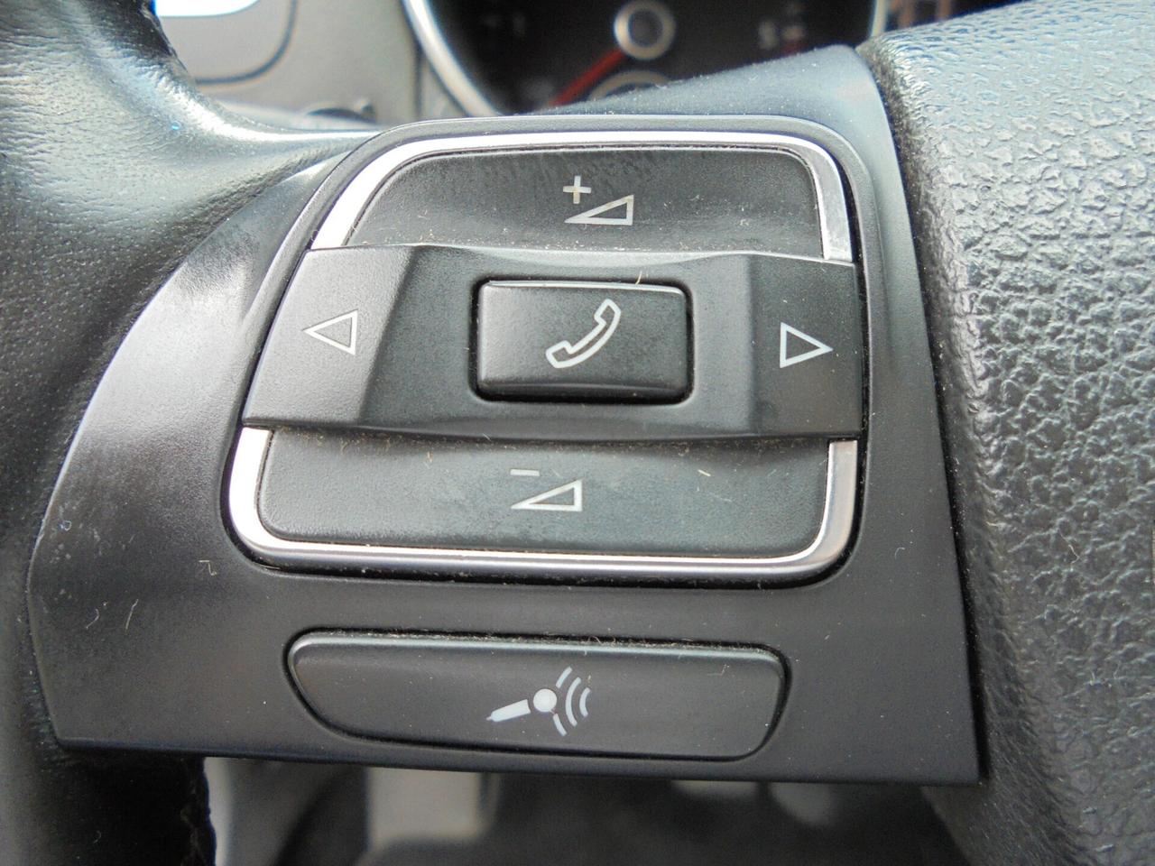 VOLKSWAGEN GOLF VI 1.6 TDI 105CV HIGHLINE 5P UNIPROPRIETARIO