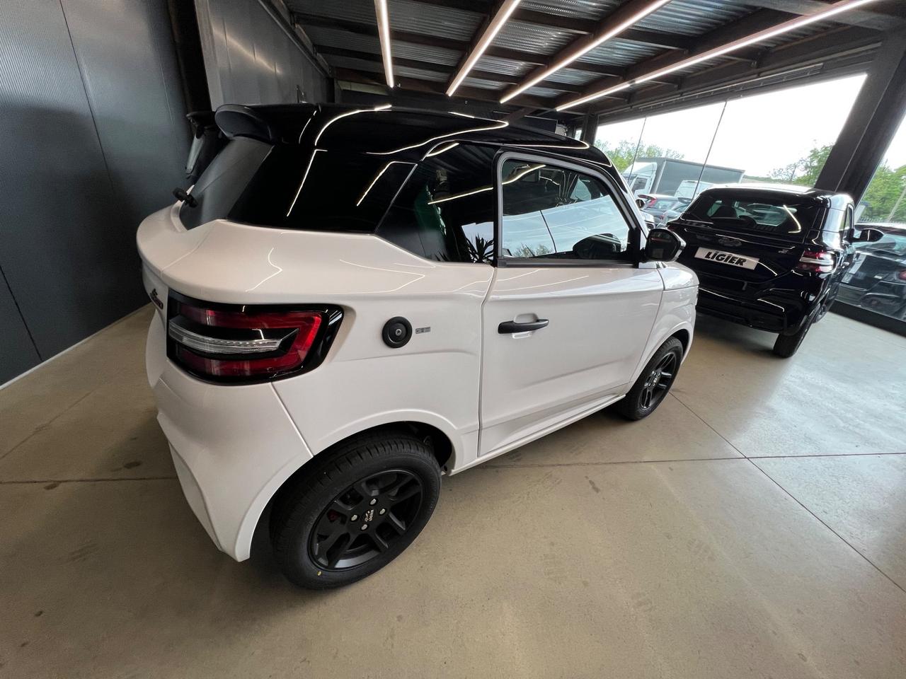 Ligier JS JS50 DCI L6 Select