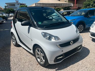 Smart ForTwo 1000 52 kW MHD CABRIO PASSION 2014