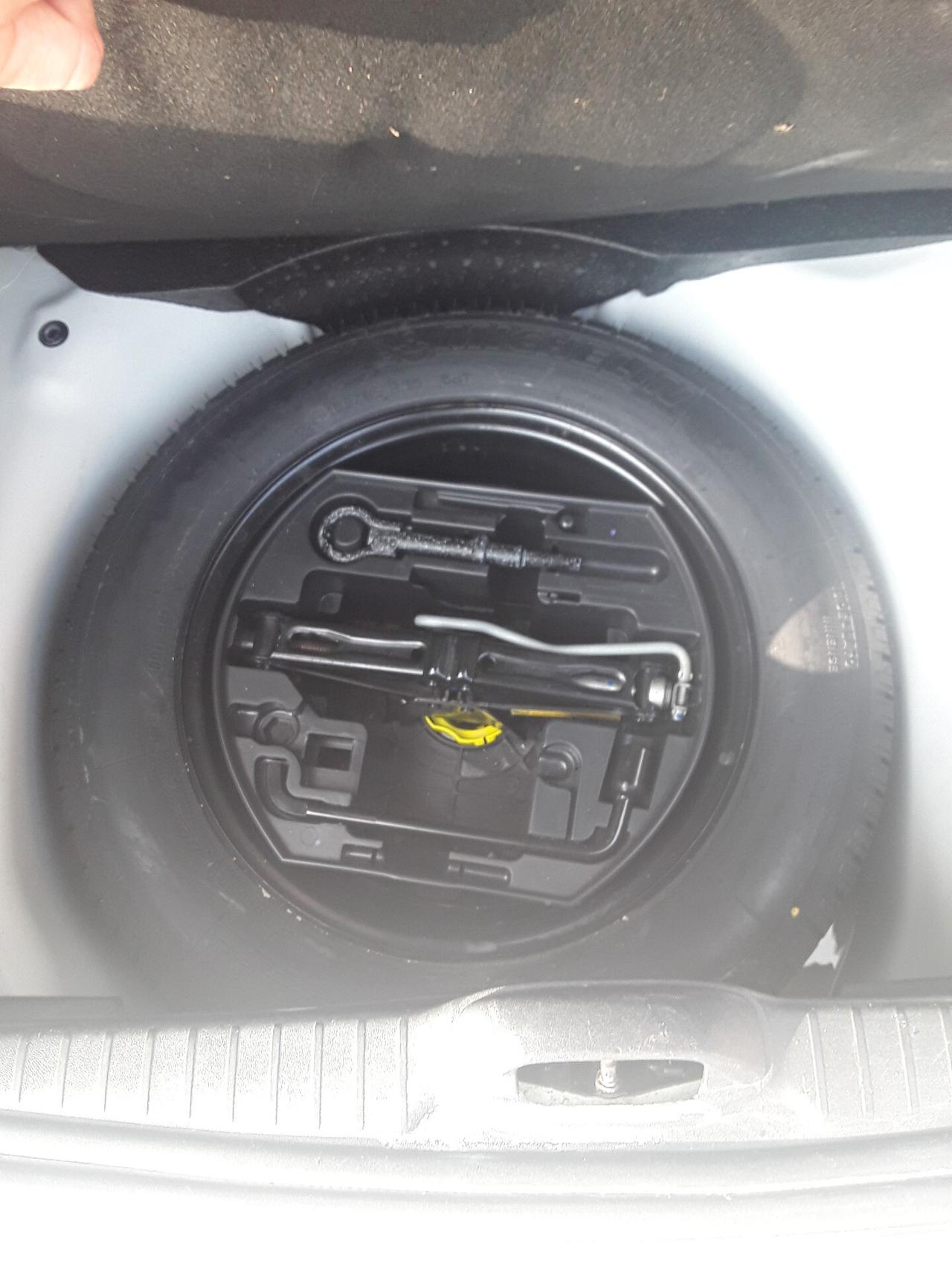 Peugeot 208 1.2 VTi 82 CV 3 porte Access