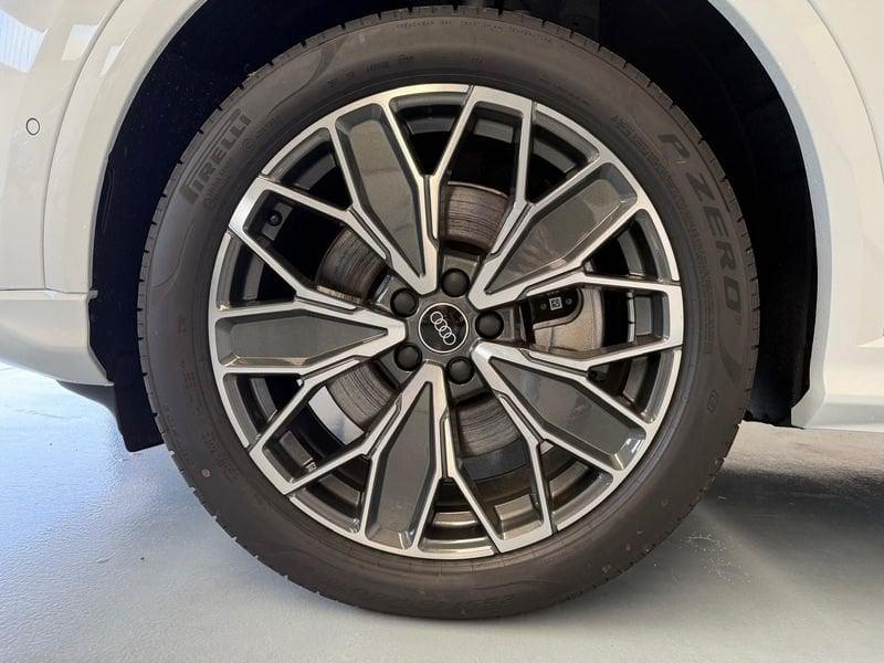 Audi Q5 SPB TDI 150 kW mHEV+ S tronic quattro S line ( € 22.000 DI SCONTO!!!!)