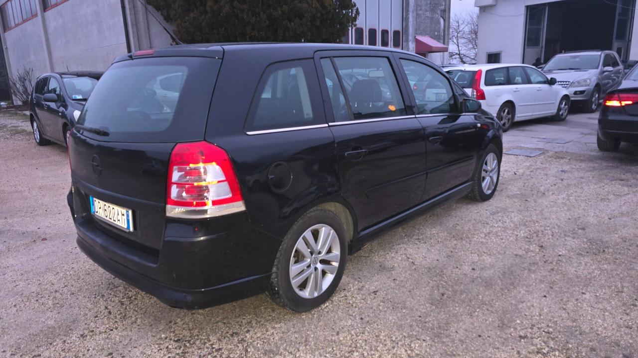 Opel Zafira 1.8 gpl gas gas economico