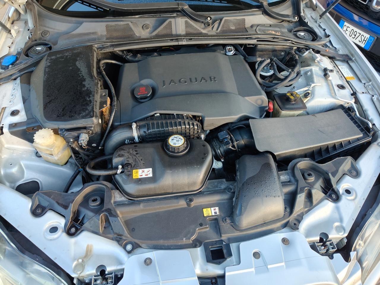 Jaguar XF 3.0 D V6 Luxury