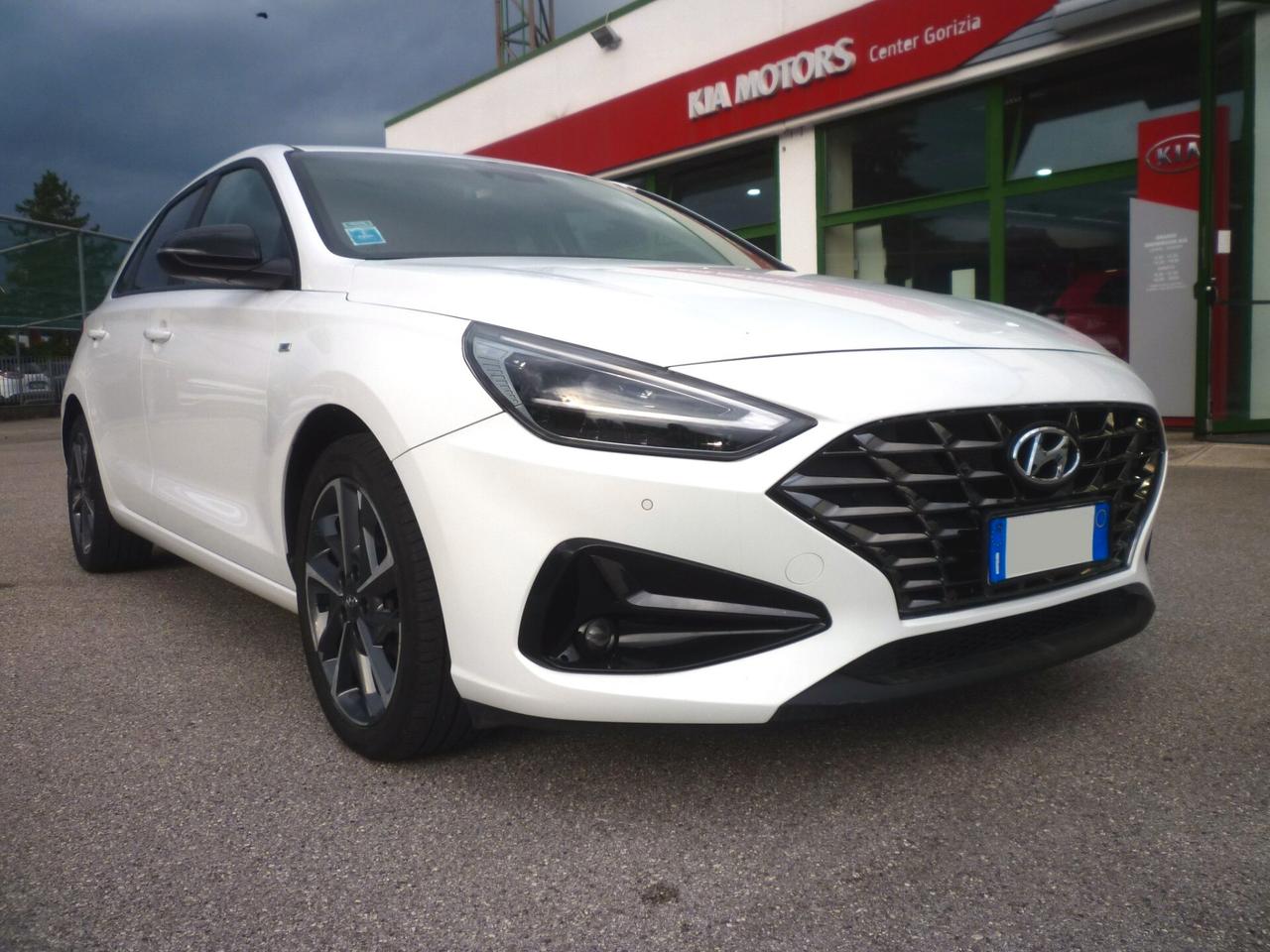 HYUNDAI i30 1.6 CRDi 136 CV iMT 48V 5 porte Prime BIANCO 2021