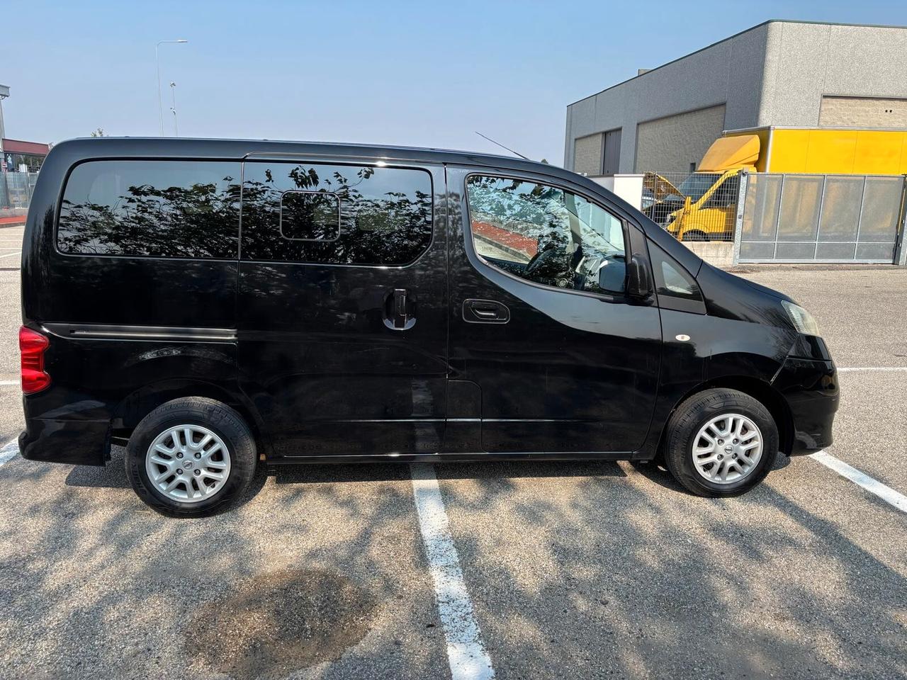 Nissan NV200 EVALIA 1.5 dCi 90CV Bus 7 POSTI CON GANCIO TRAINO UNICO PROPRIETARIO