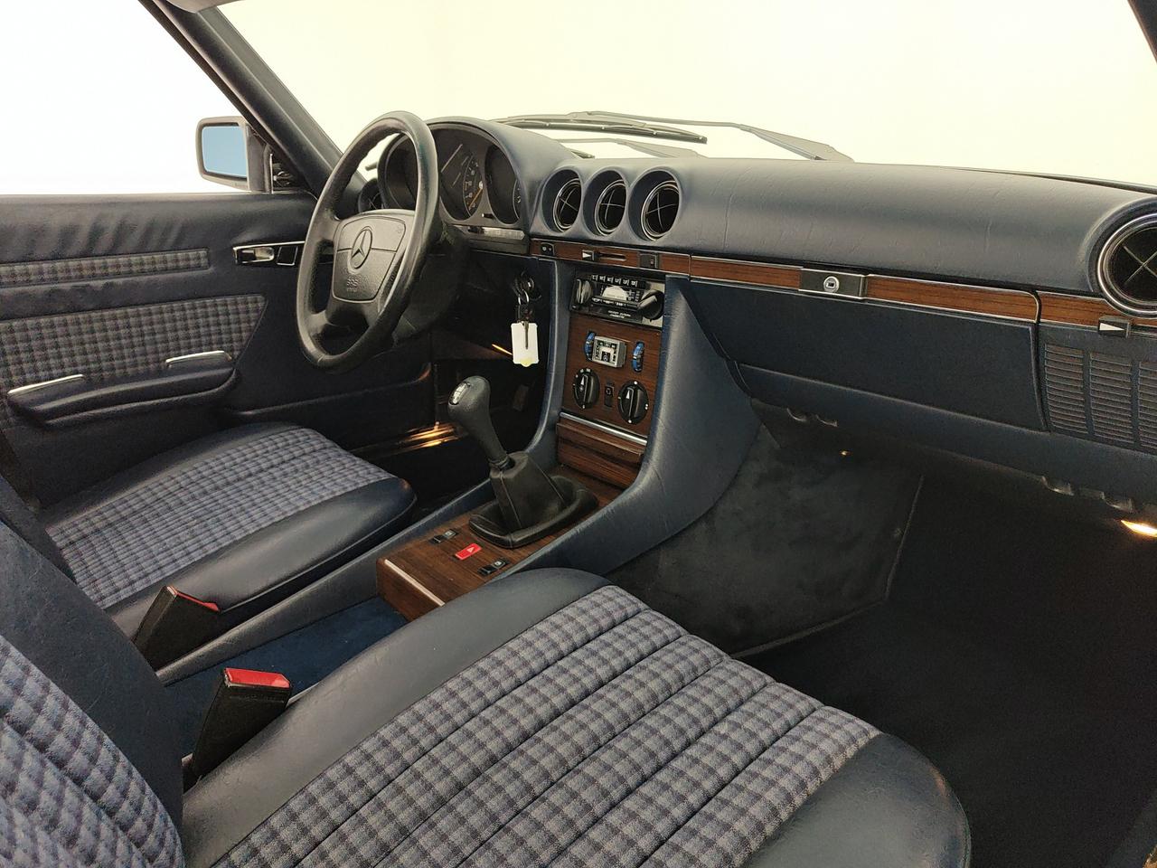 Mercedes-Benz SL 280 Roadster
