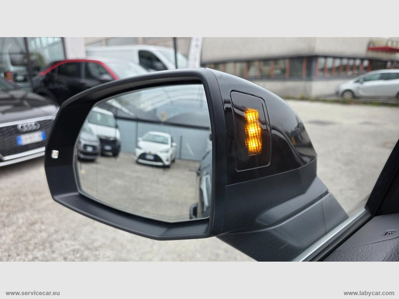 AUDI Q5 35 TDI quattro S tr. S-LINE