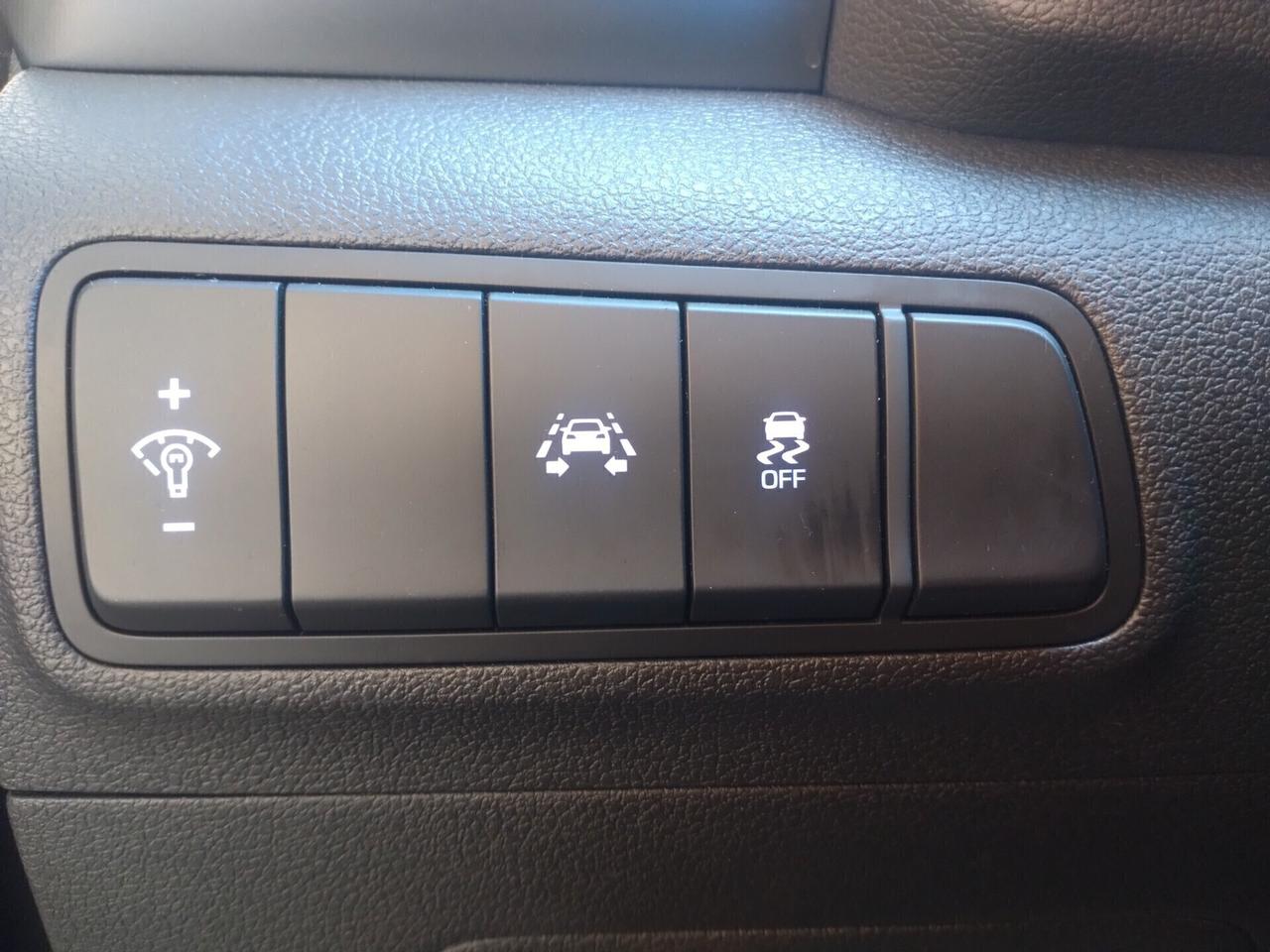Hyundai Tucson 1.7 CRDi DCT Sound Edition TETTO APRIBILE