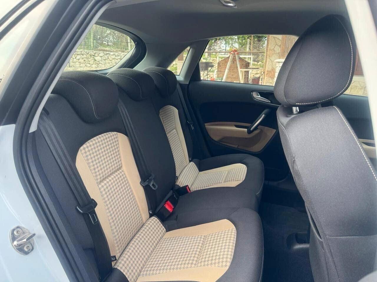Audi A1 1.6 S line ADATTA NEOPATENTATI Tetto Nero